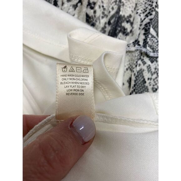 Charmed Hearts Snakeskin Print Long Sleeve Dress Size Medium - Picture 7 of 7